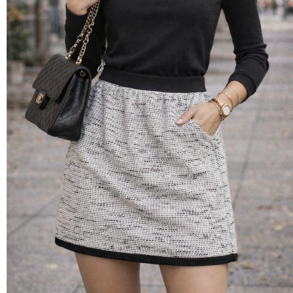 Aritzia Wilfred Tweed Mini Skirt Silk Trim Black White Office Siren Versatile